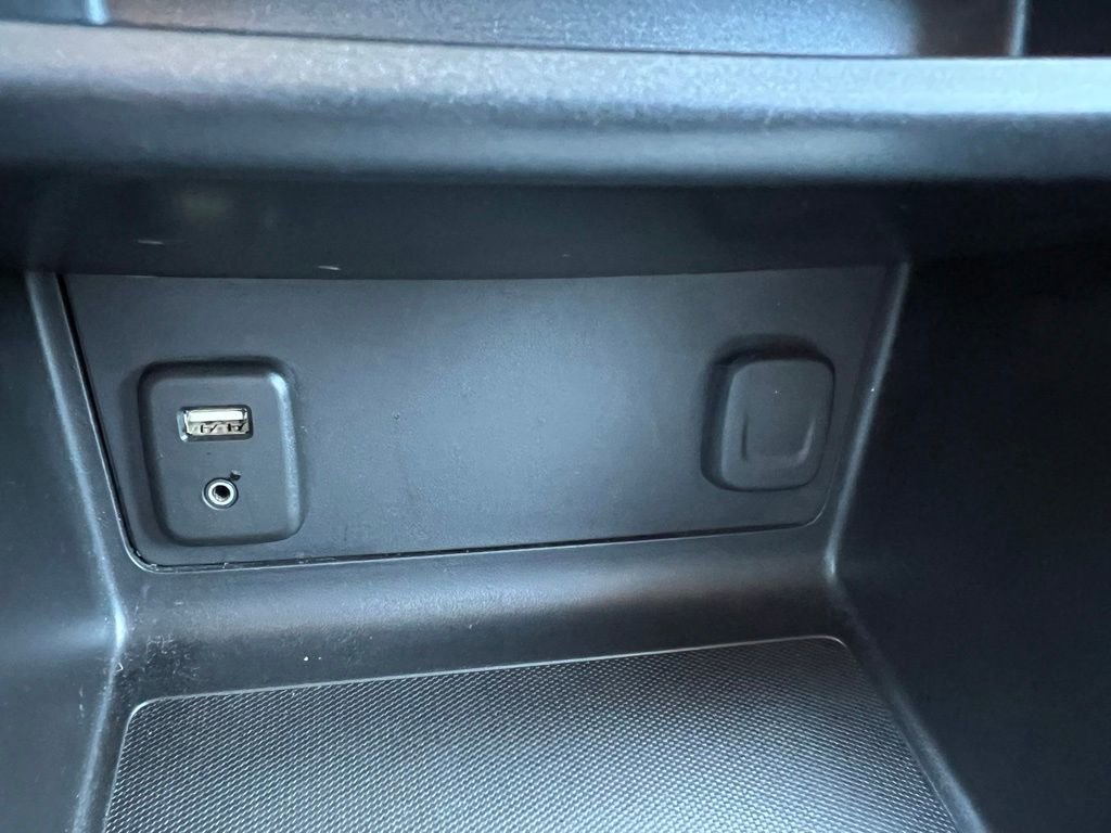 Used 2018 Chevrolet Colorado LT w/ LT Convenience Package RWD image 39