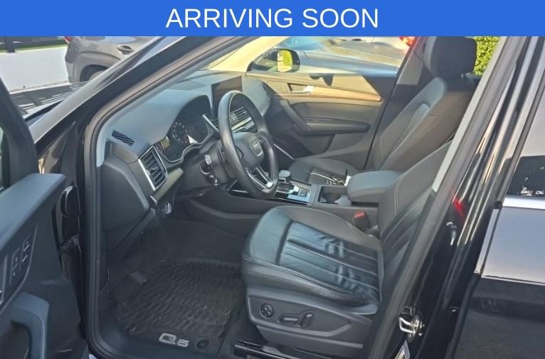 Used 2023 Audi Q5 2.0T Premium w/ Convenience Package image 6