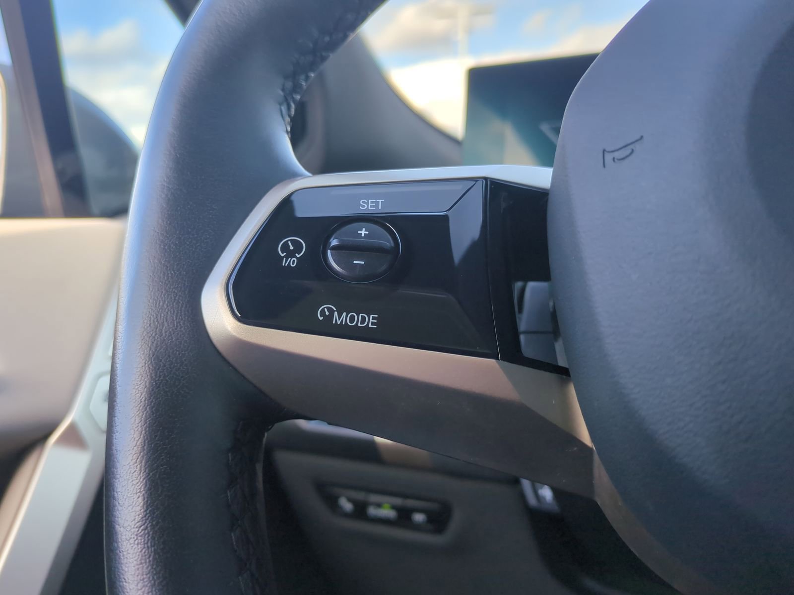 Certified 2023 BMW iX xDrive50 w/ Premium Package image 19