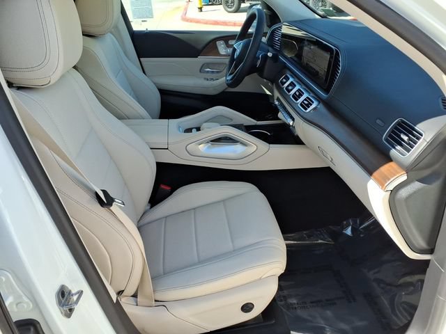 New 2026 Mercedes-Benz GLS 450 4MATIC image 15
