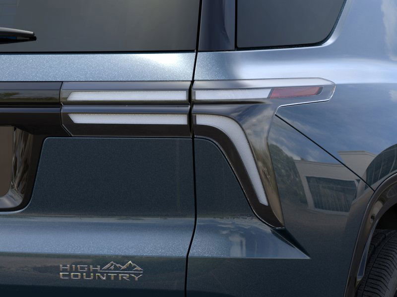 New 2026 Chevrolet Traverse High Country FWD image 11