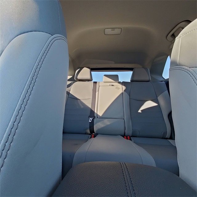 Used 2025 Toyota RAV4 XLE Premium image 26