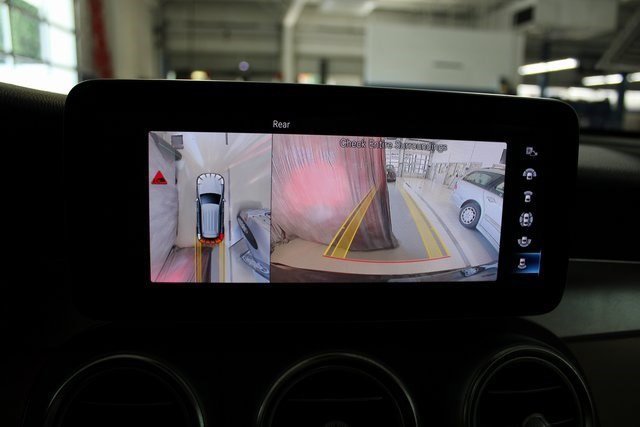 Used 2022 Mercedes-Benz GLC 300 4MATIC w/ Premium Package Lite image 18