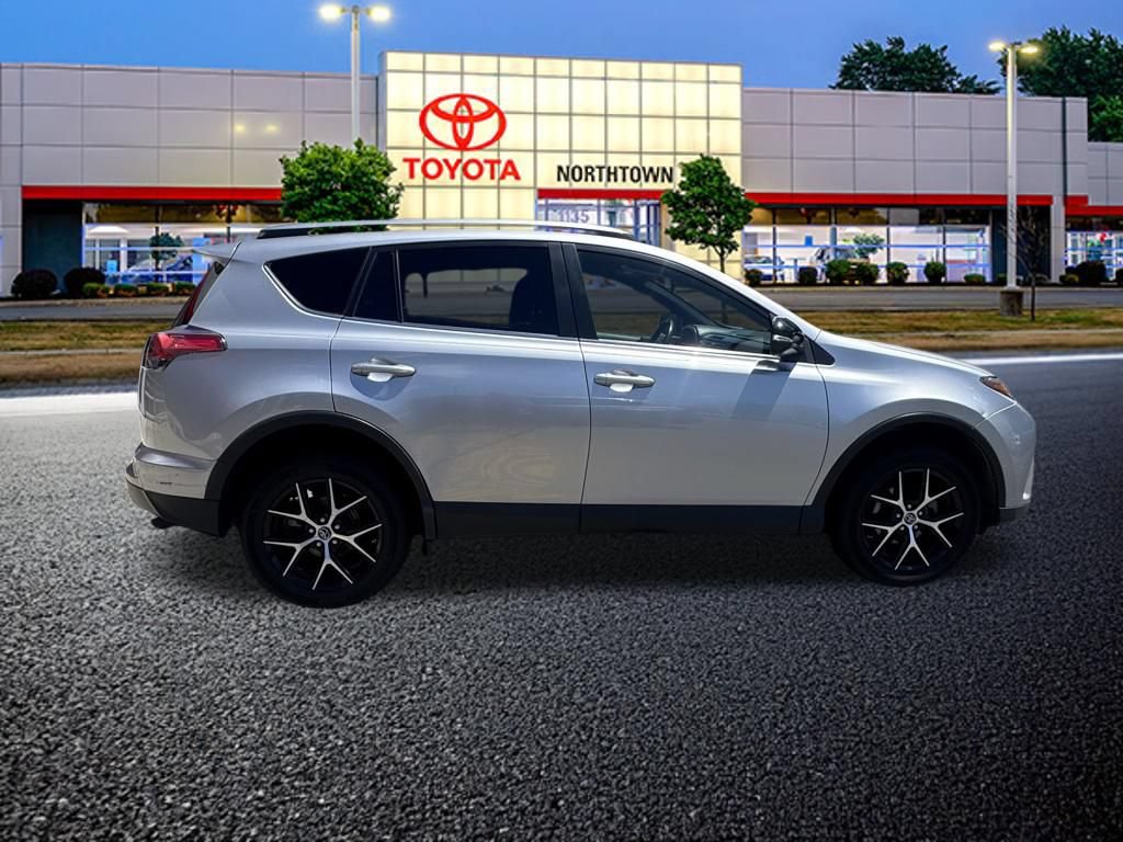 Used 2018 Toyota RAV4 SE w/ Power Extra Value Package AWD/4WD image 30
