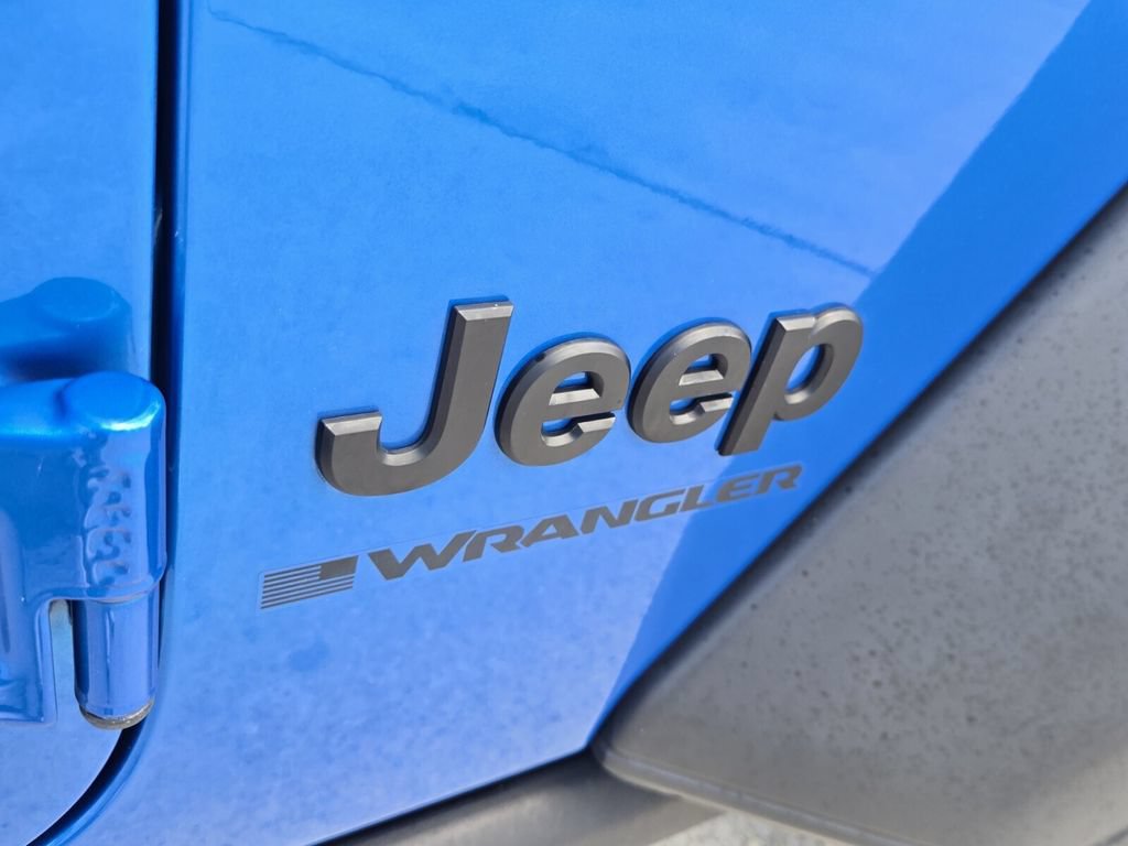 Used 2023 Jeep Wrangler Unlimited Sport AWD/4WD image 17