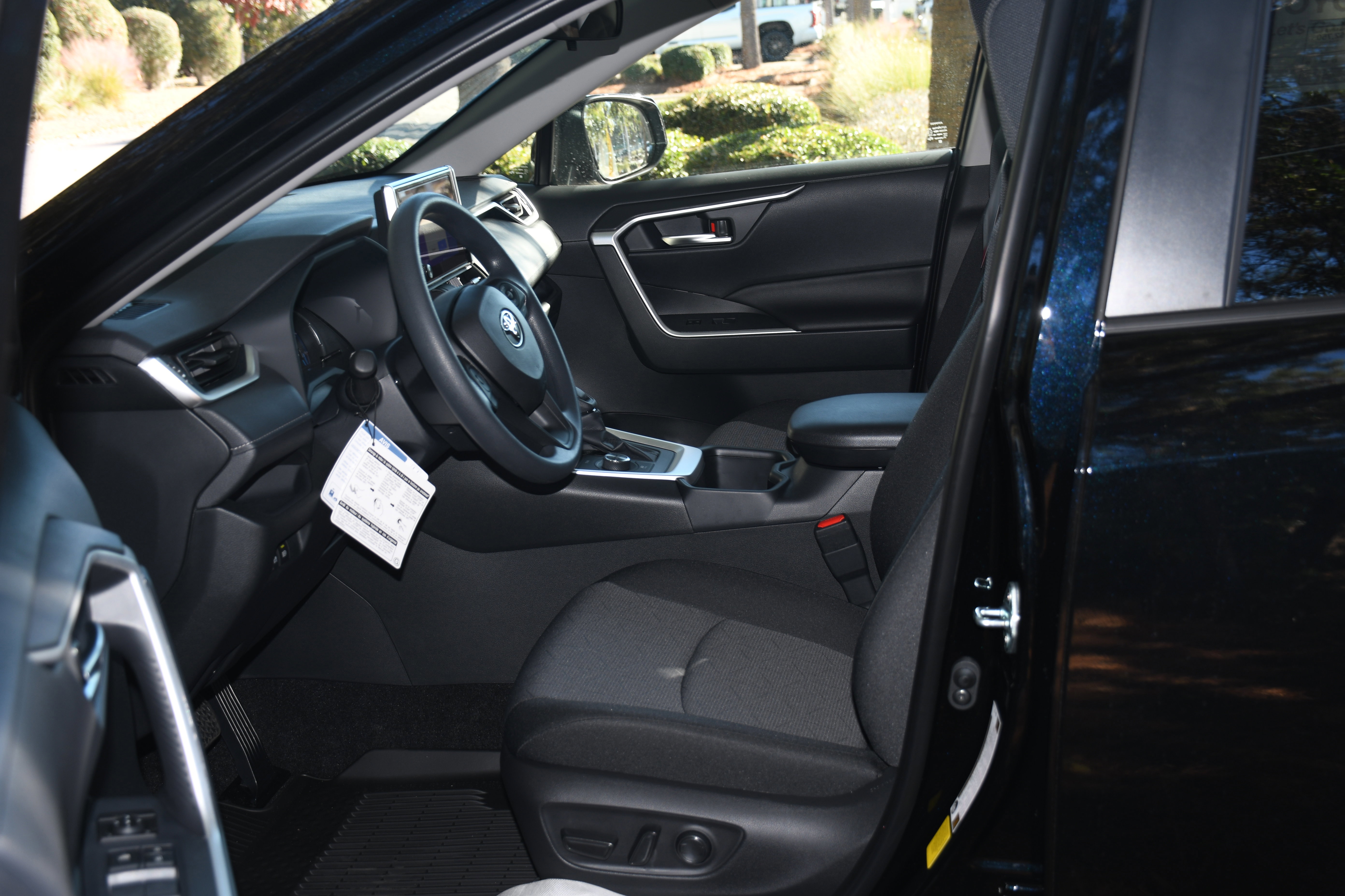 New 2025 Toyota RAV4 XLE image 3