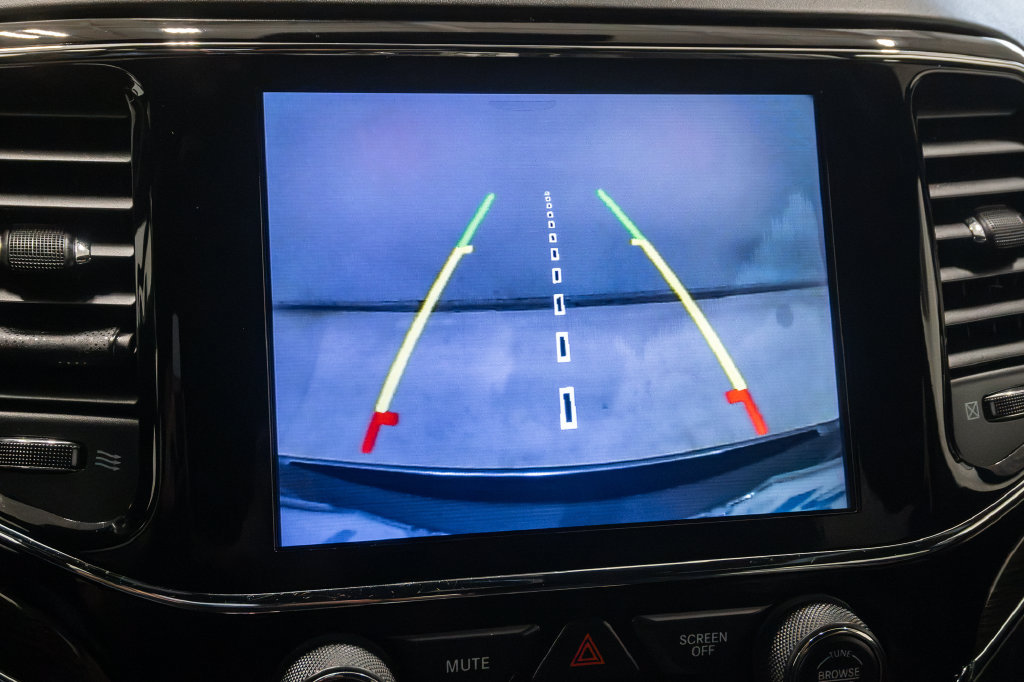 Used 2019 Jeep Grand Cherokee Summit AWD/4WD image 19