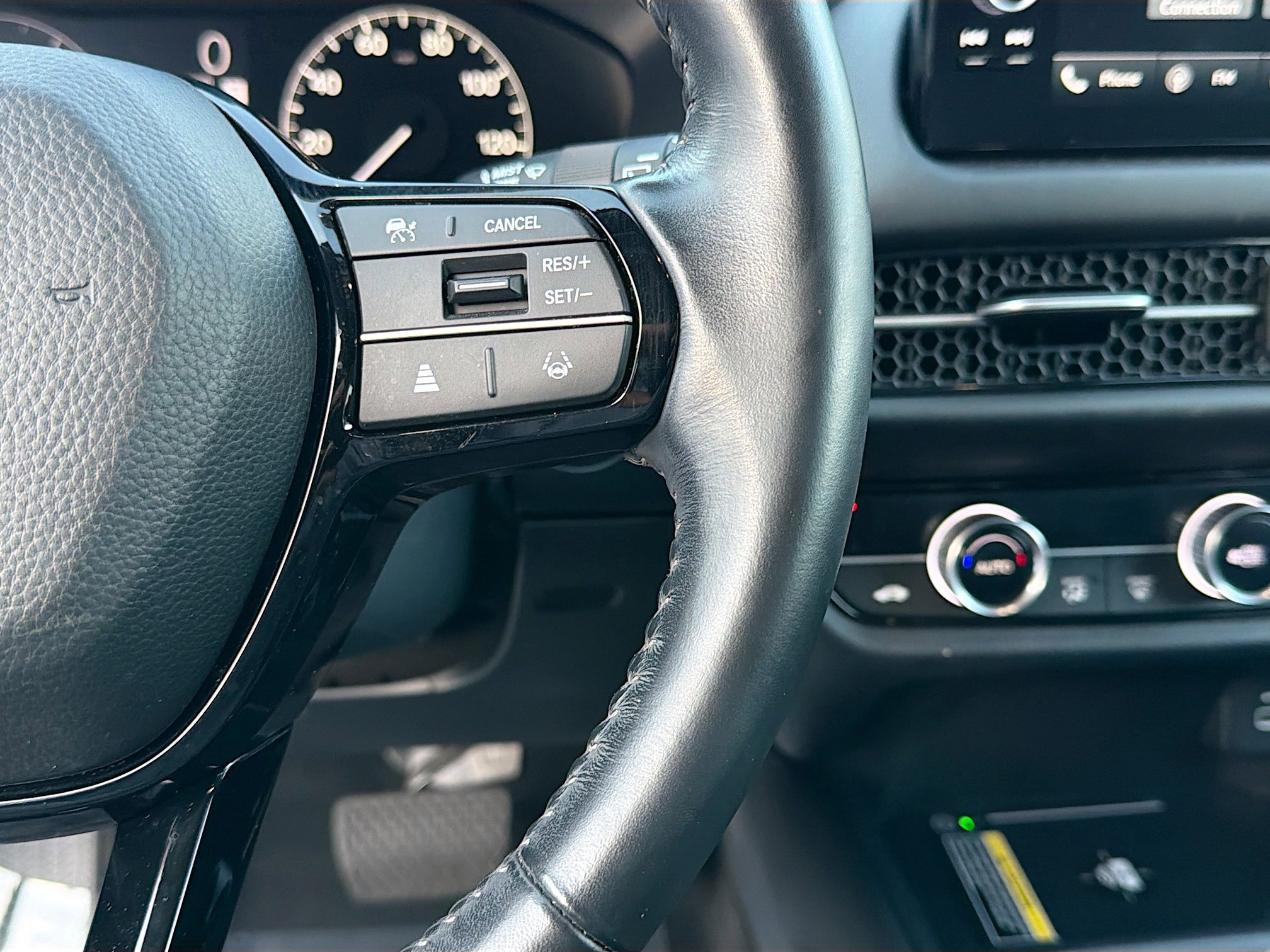 Used 2023 Honda HR-V EX-L image 36