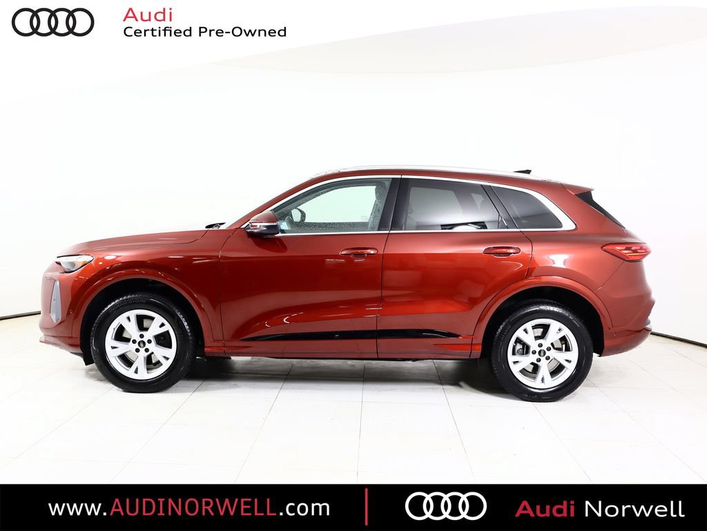 Certified 2025 Audi Q5 Premium AWD/4WD image 12