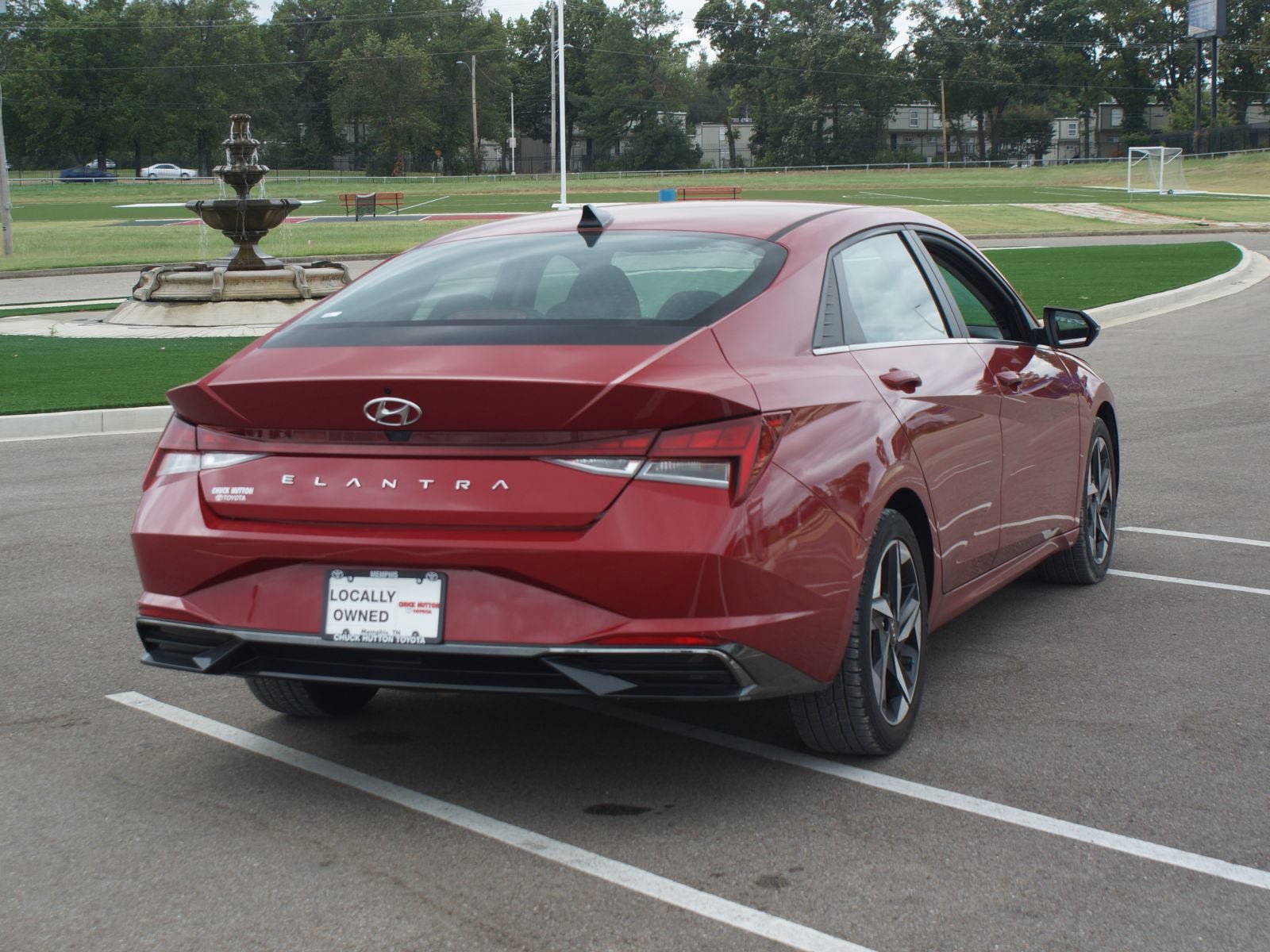 Used 2021 Hyundai Elantra SEL w/ Convenience + Premium Package FWD image 18