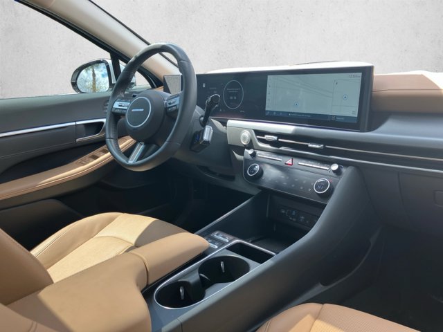 Used 2025 Hyundai Sonata Limited FWD image 22