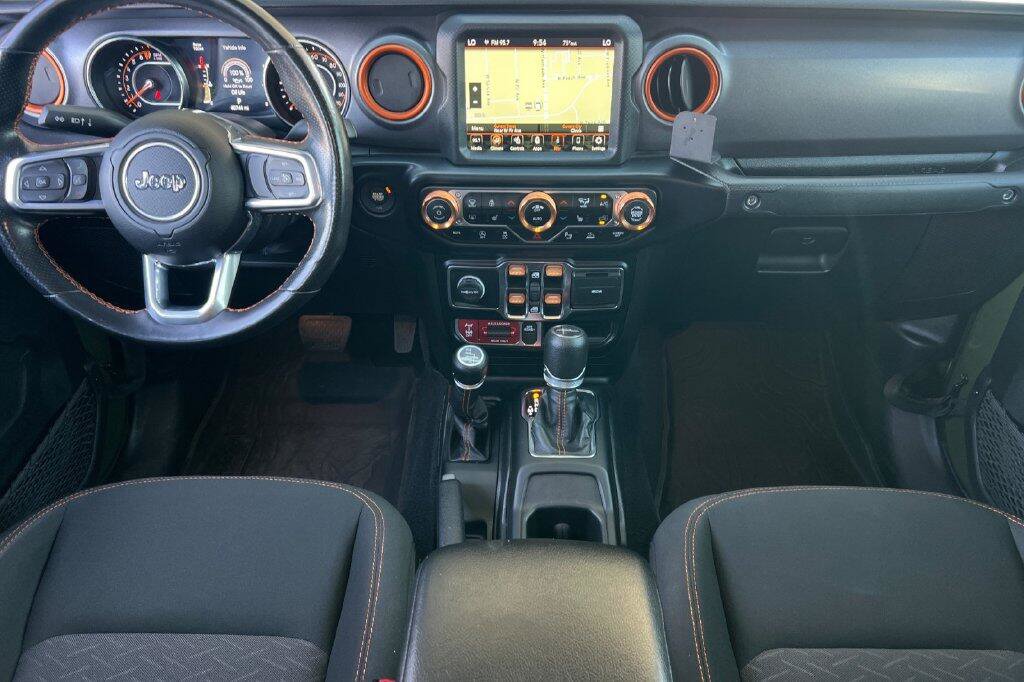 Used 2023 Jeep Gladiator Mojave w/ Cold Weather Group AWD/4WD image 13
