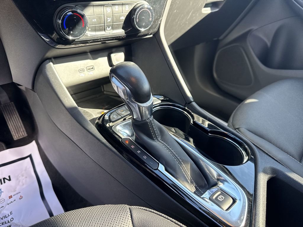 Used 2024 Buick Encore GX Sport Touring w/ Advanced Technology Package image 20