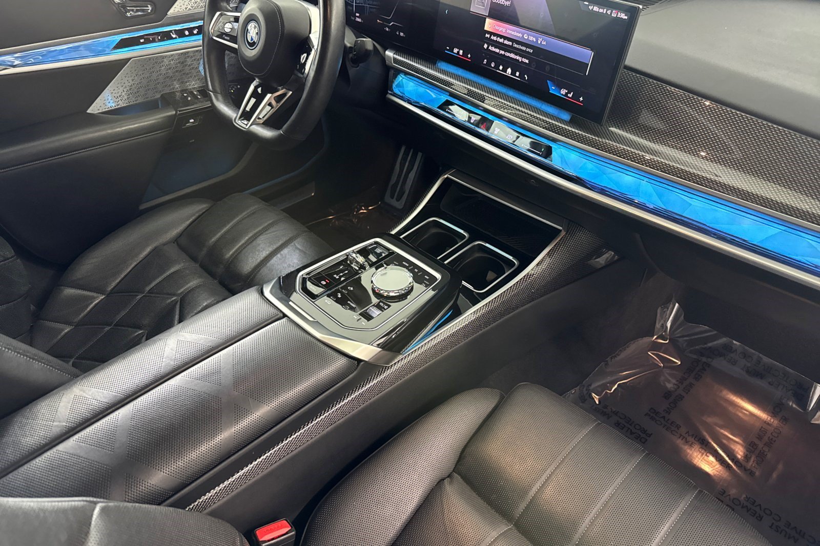 Used 2023 BMW i7 xDrive60 AWD/4WD image 32