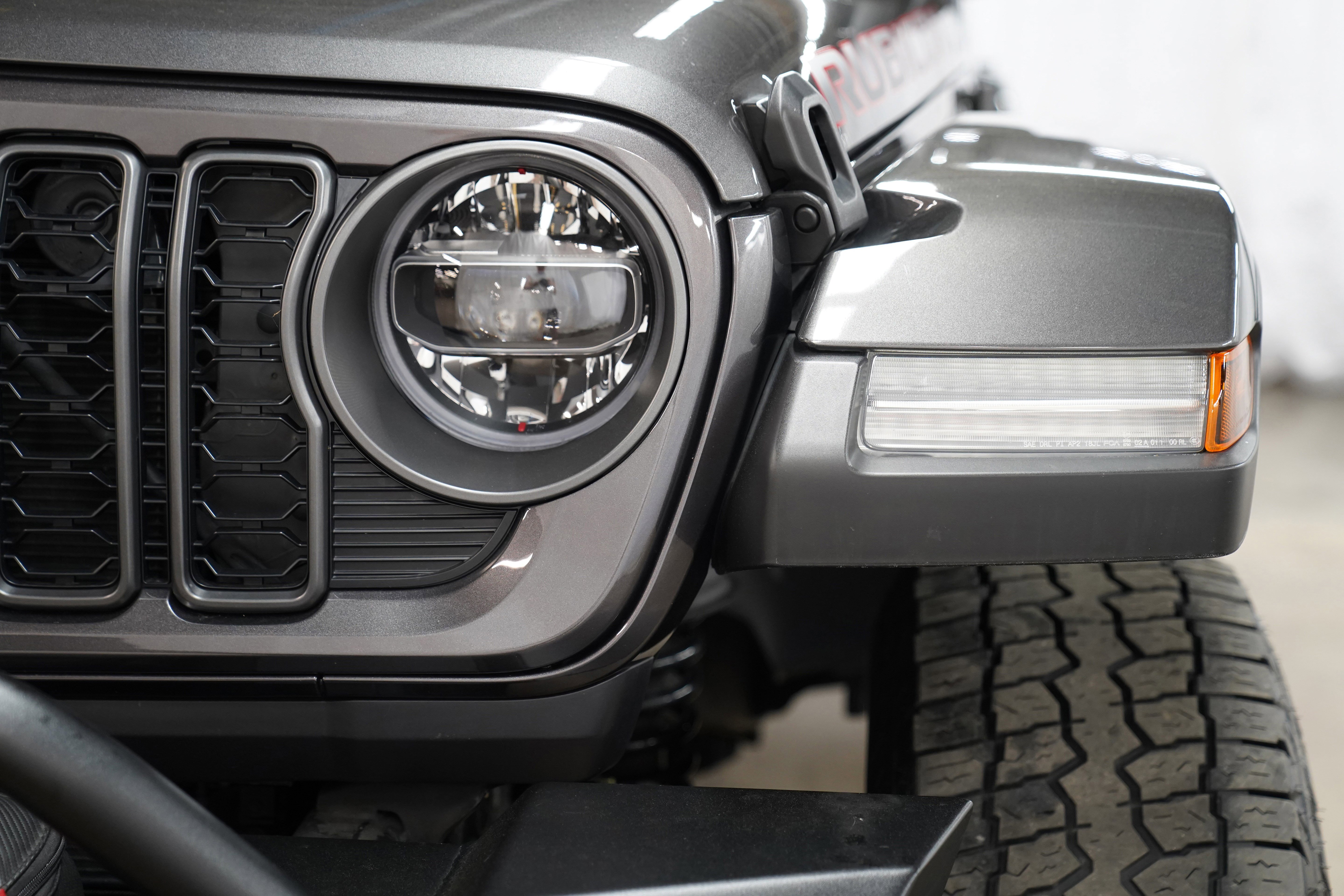 Used 2023 Jeep Gladiator Rubicon w/ Dual Top Group image 14