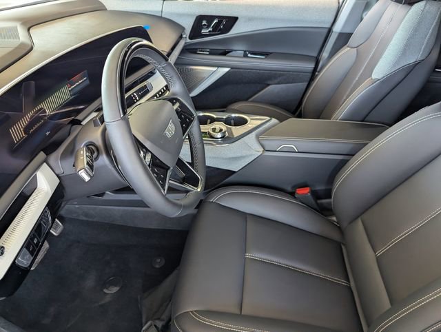 Used 2026 Cadillac Optiq Sport 1 RWD image 21