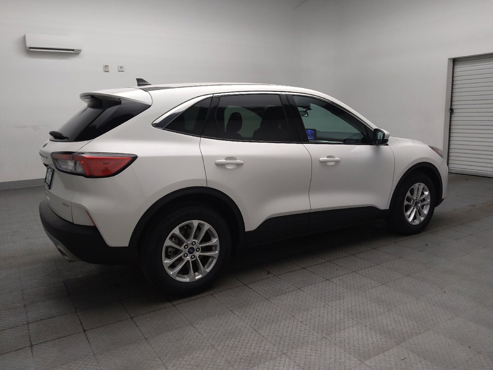 Used 2020 Ford Escape SE FWD image 10
