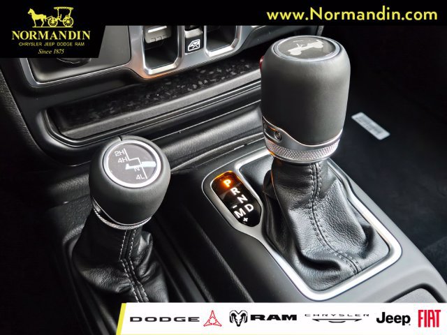 New 2026 Jeep Wrangler Unlimited Sahara AWD/4WD image 12
