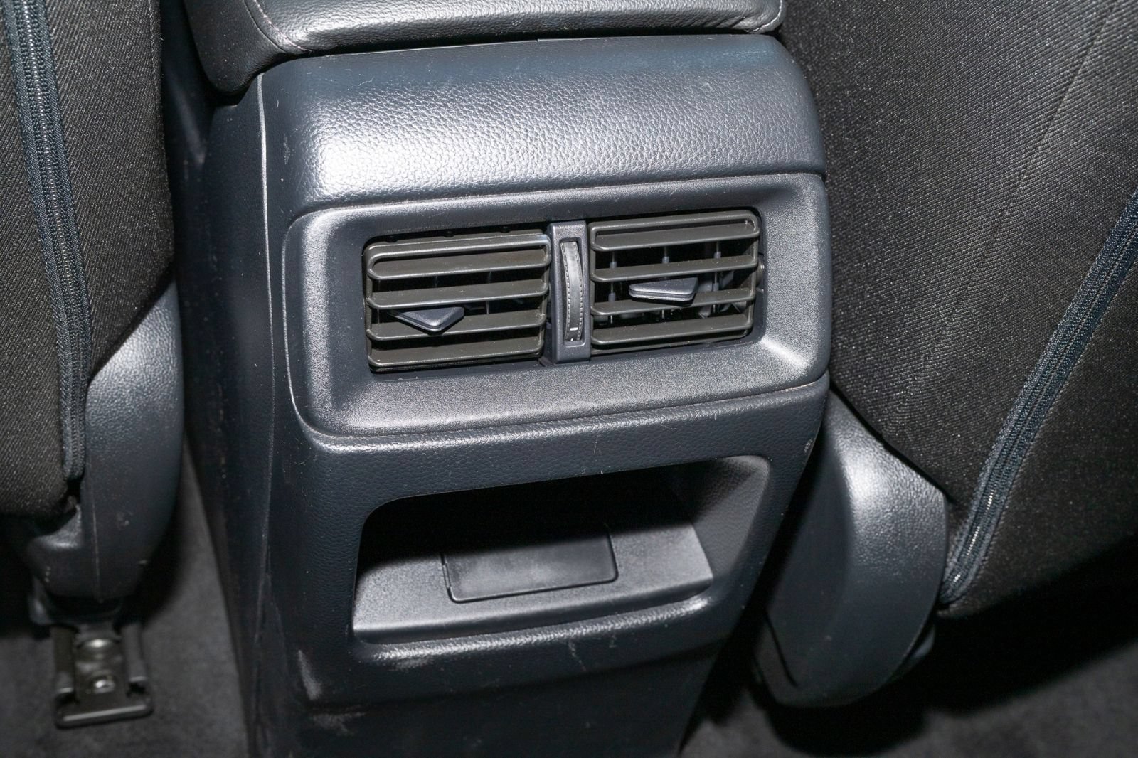 Used 2023 Honda CR-V LX image 18
