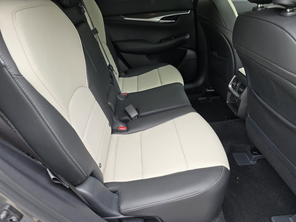 Certified 2025 INFINITI QX55 Luxe w/ Cargo Package image 26