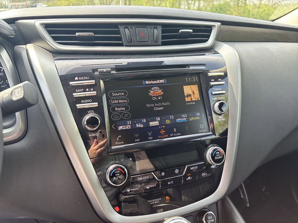 Certified 2024 Nissan Murano Platinum w/ Cargo Package image 27