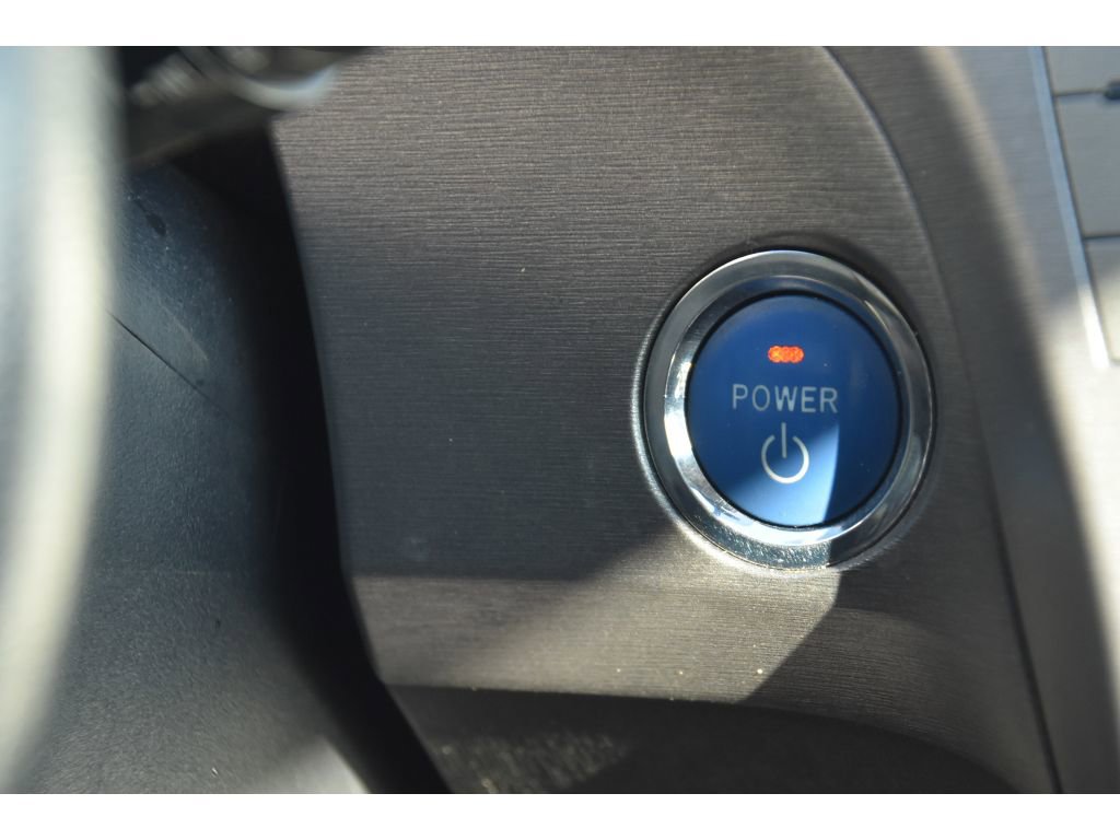 Used 2015 Toyota Prius Four image 34