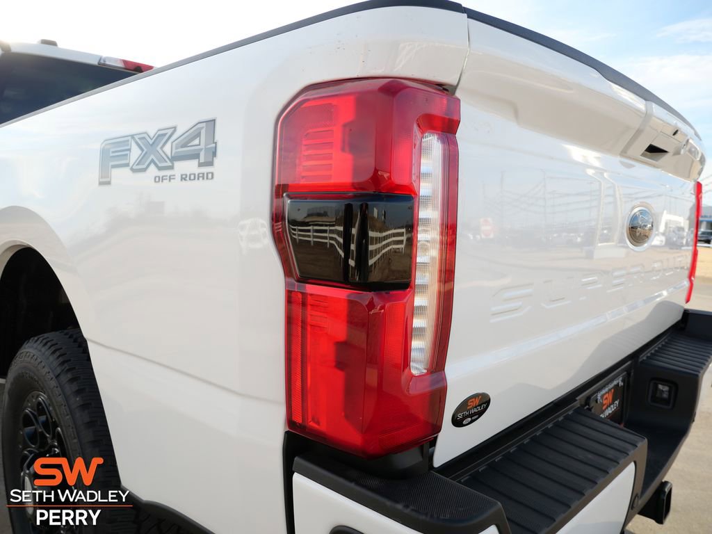 New 2026 Ford F350 Lariat w/ Black Appearance Package image 12