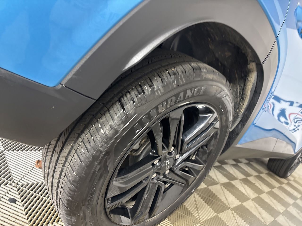 Used 2025 Chevrolet Trax ACTIV FWD image 29