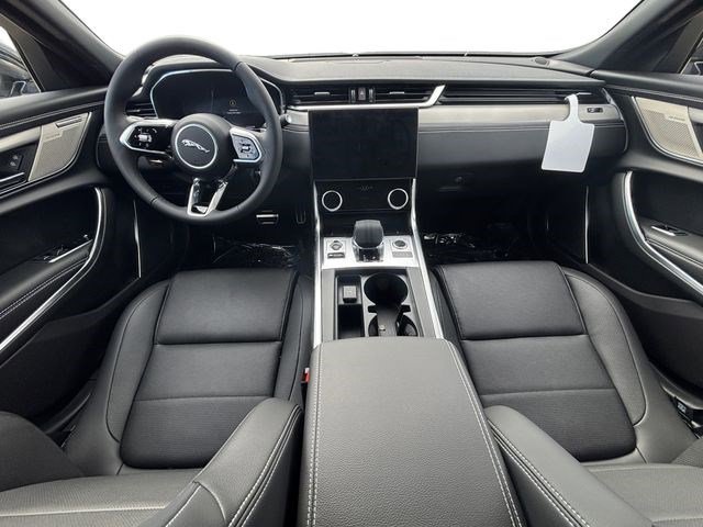 New 2024 Jaguar XF R-Dynamic SE AWD/4WD image 13