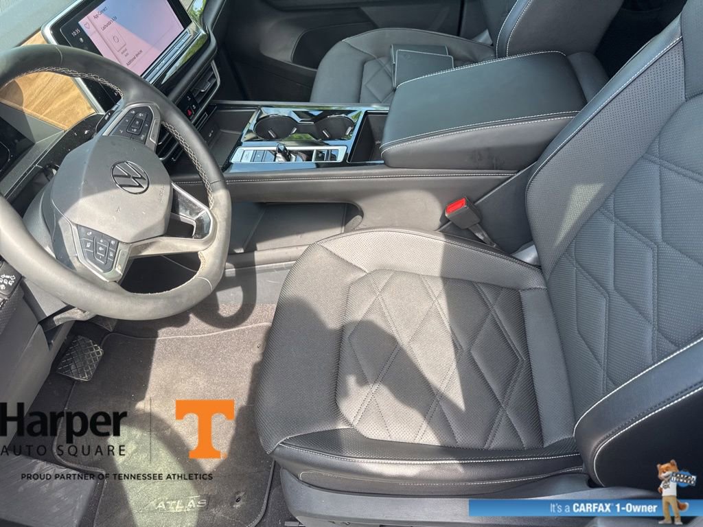 Used 2024 Volkswagen Atlas SE image 13