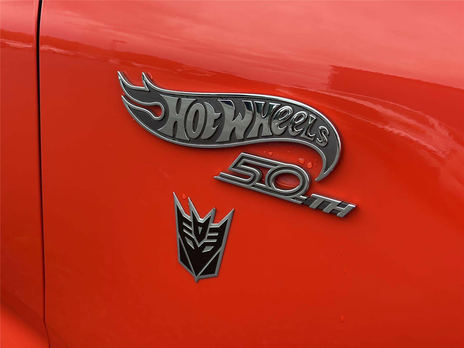 Used 2018 Chevrolet Camaro SS w/ Hot Wheels Edition RWD image 56