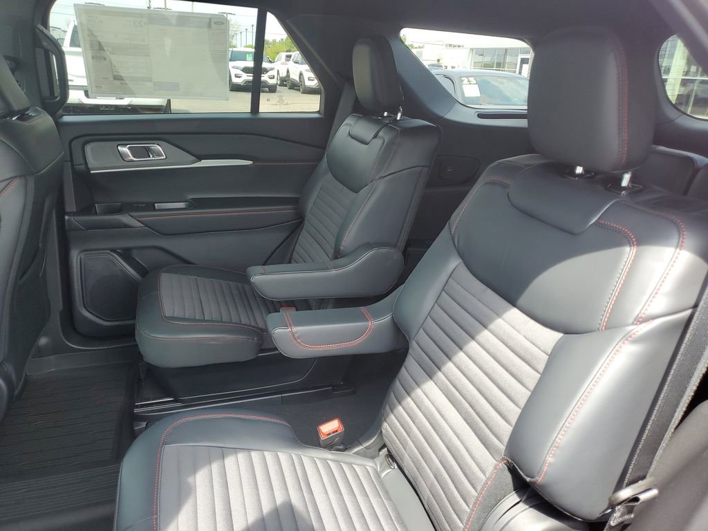 New 2026 Ford Explorer ST-Line AWD/4WD image 28