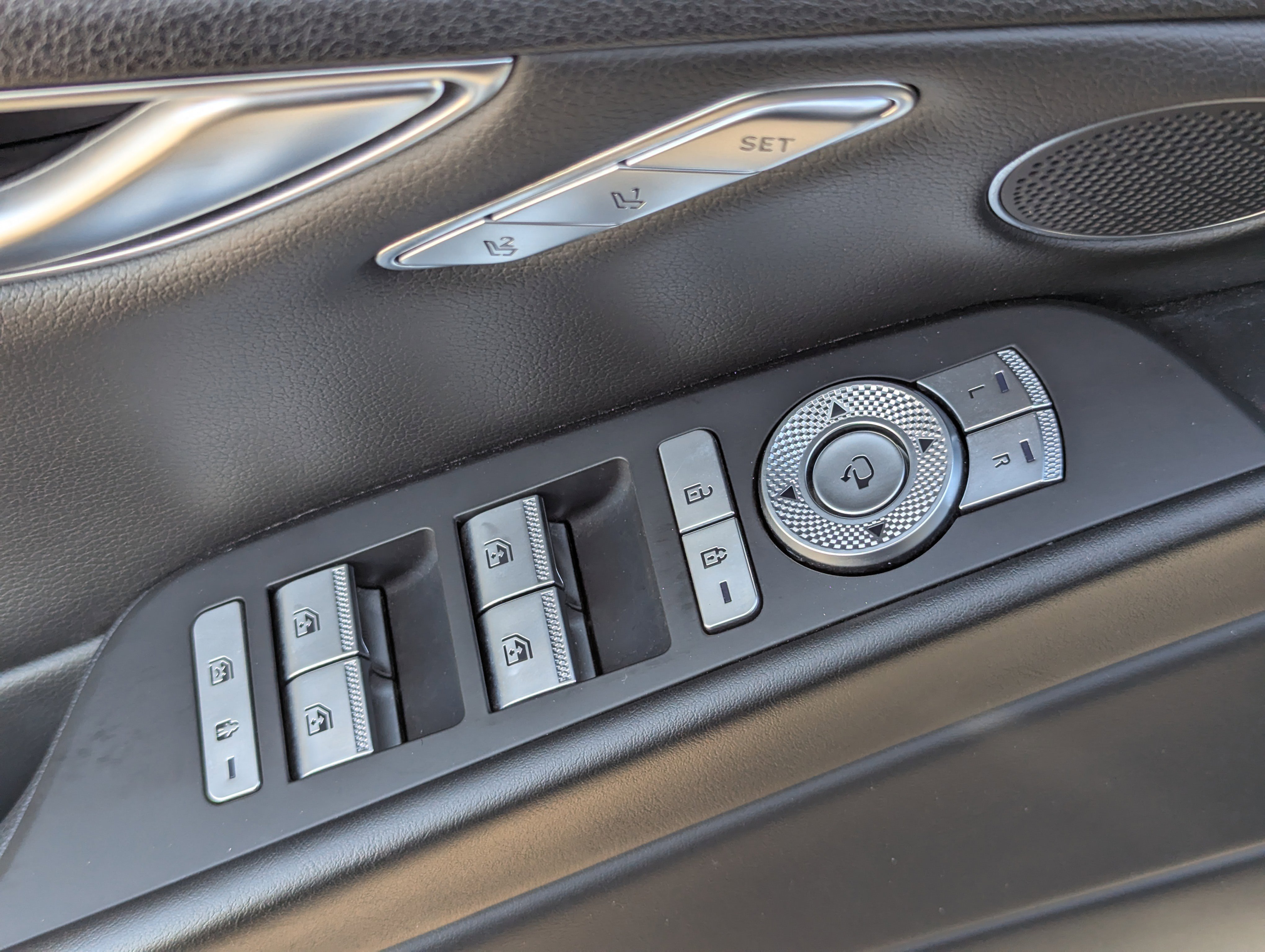 Used 2023 Genesis G80 2.5T image 22