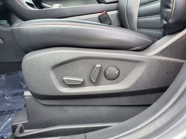 Used 2024 Ford Edge SEL w/ Convenience Package image 6