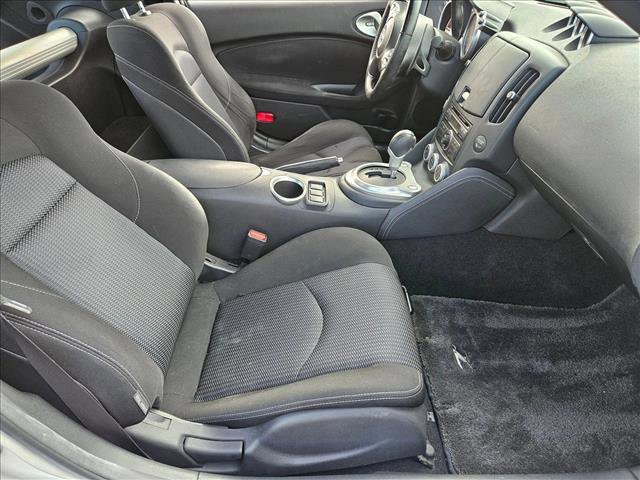 Used 2011 Nissan 370Z Touring w/ Sport Pkg image 14