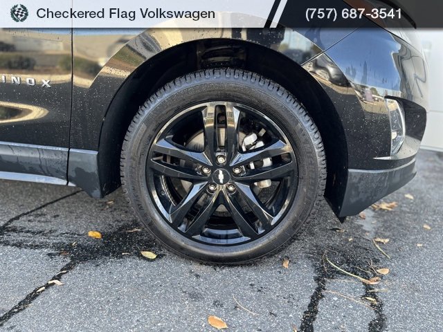 Used 2020 Chevrolet Equinox LT w/ Midnight Edition image 3