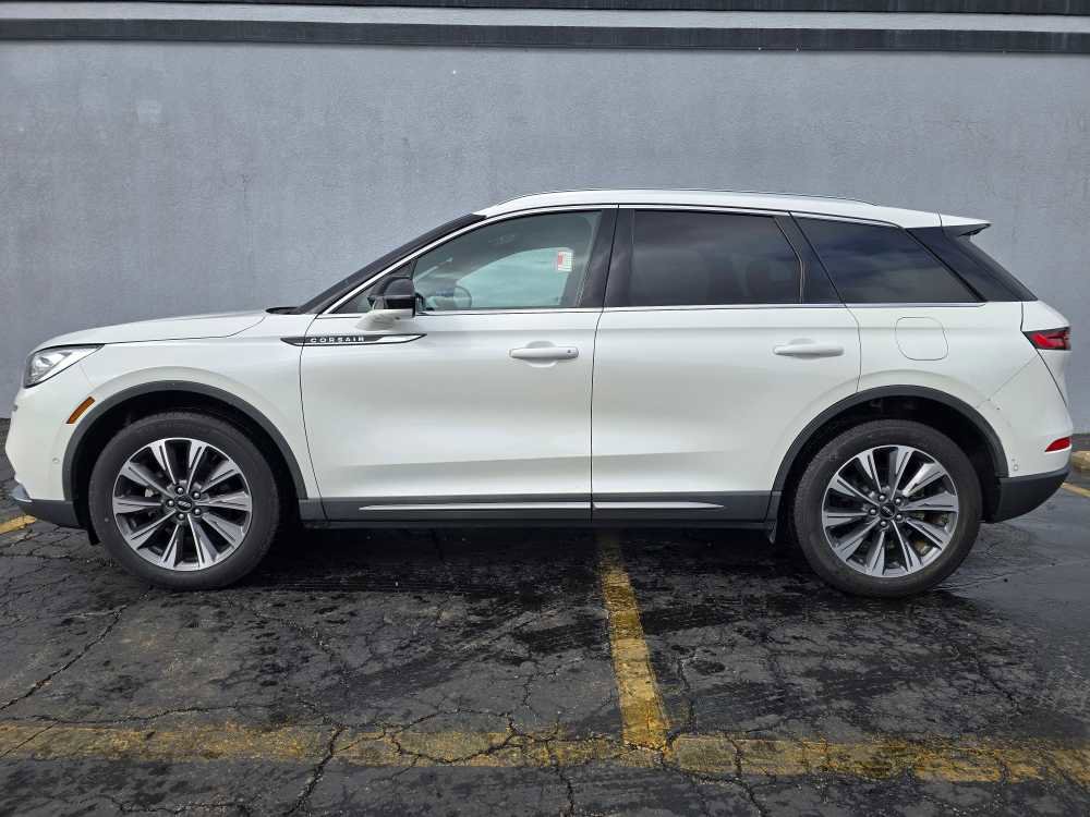 Used 2022 Lincoln Corsair Reserve w/ Equipment Group 201A image 8