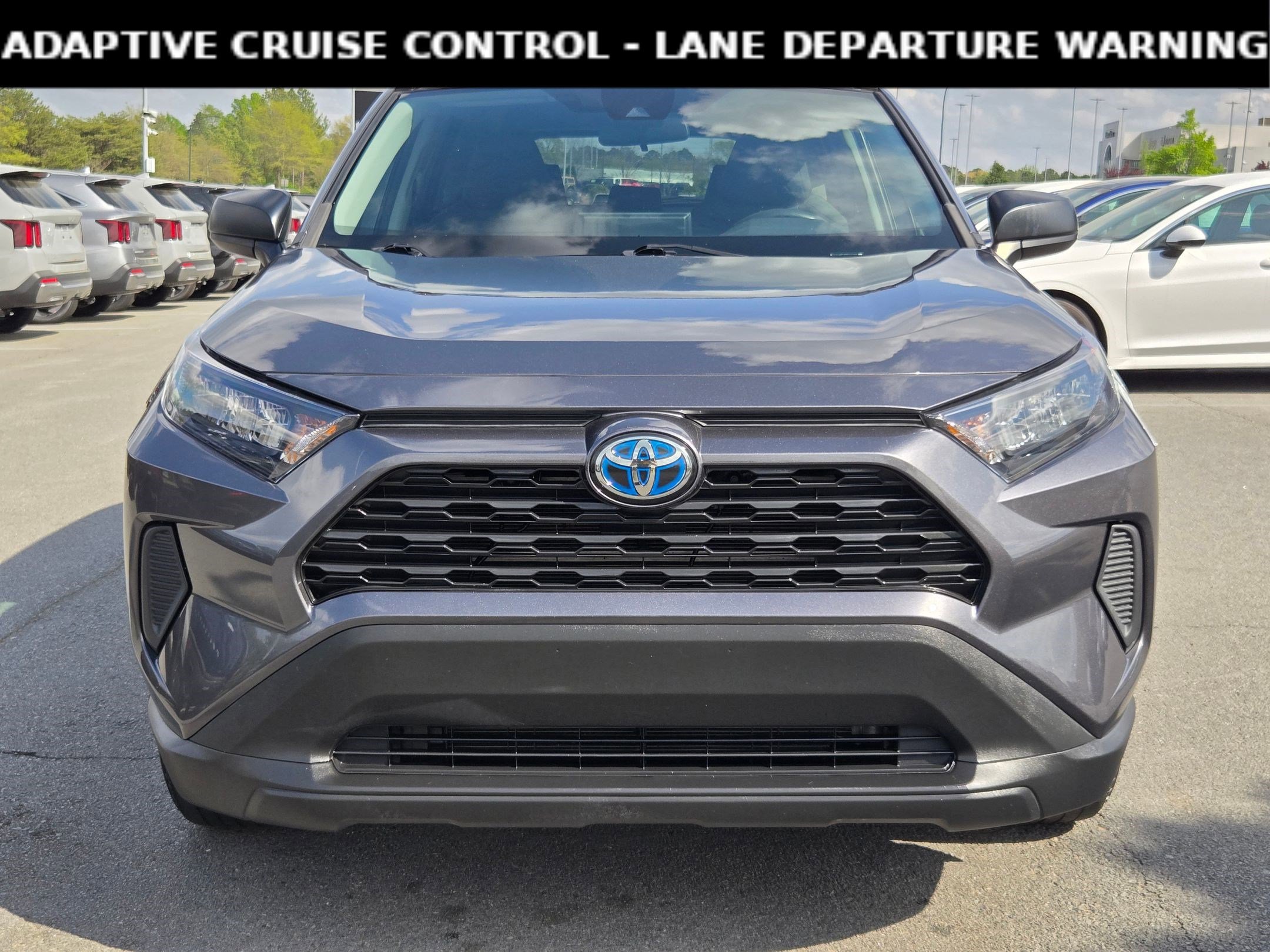 Used 2021 Toyota RAV4 LE image 2