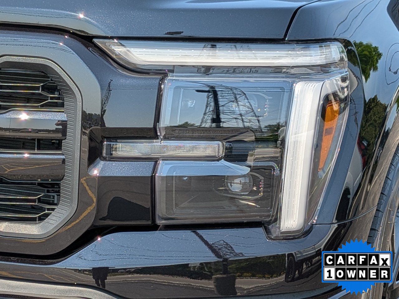 Used 2025 Ford F150 Lariat w/ Equipment Group 502A High AWD/4WD image 9