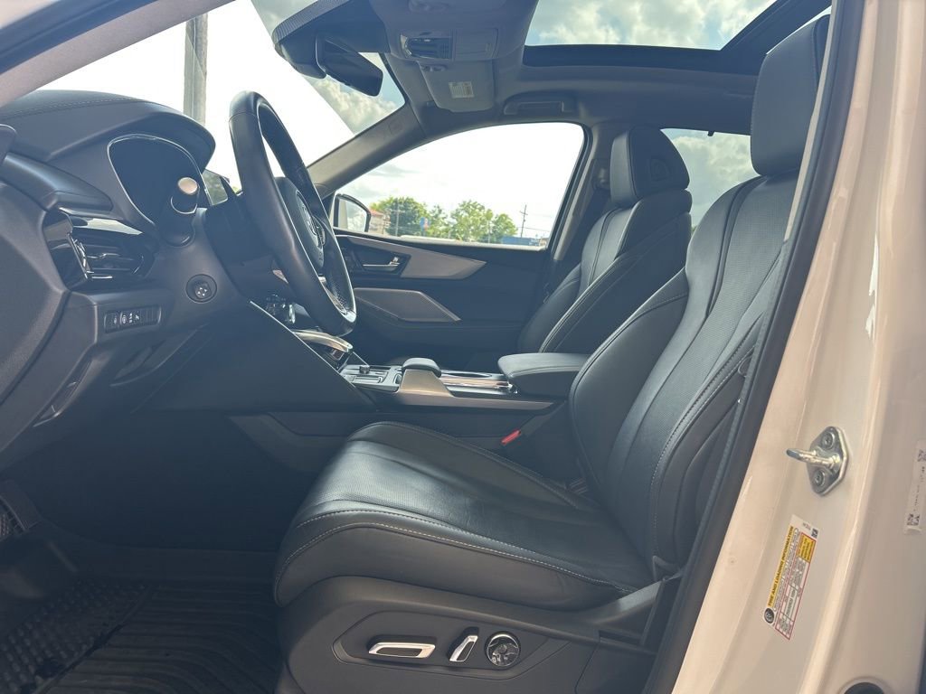 Used 2023 Acura MDX FWD w/ Technology Package image 8