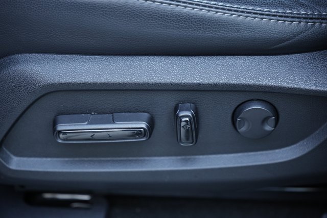 Used 2025 Honda Pilot EX-L image 23