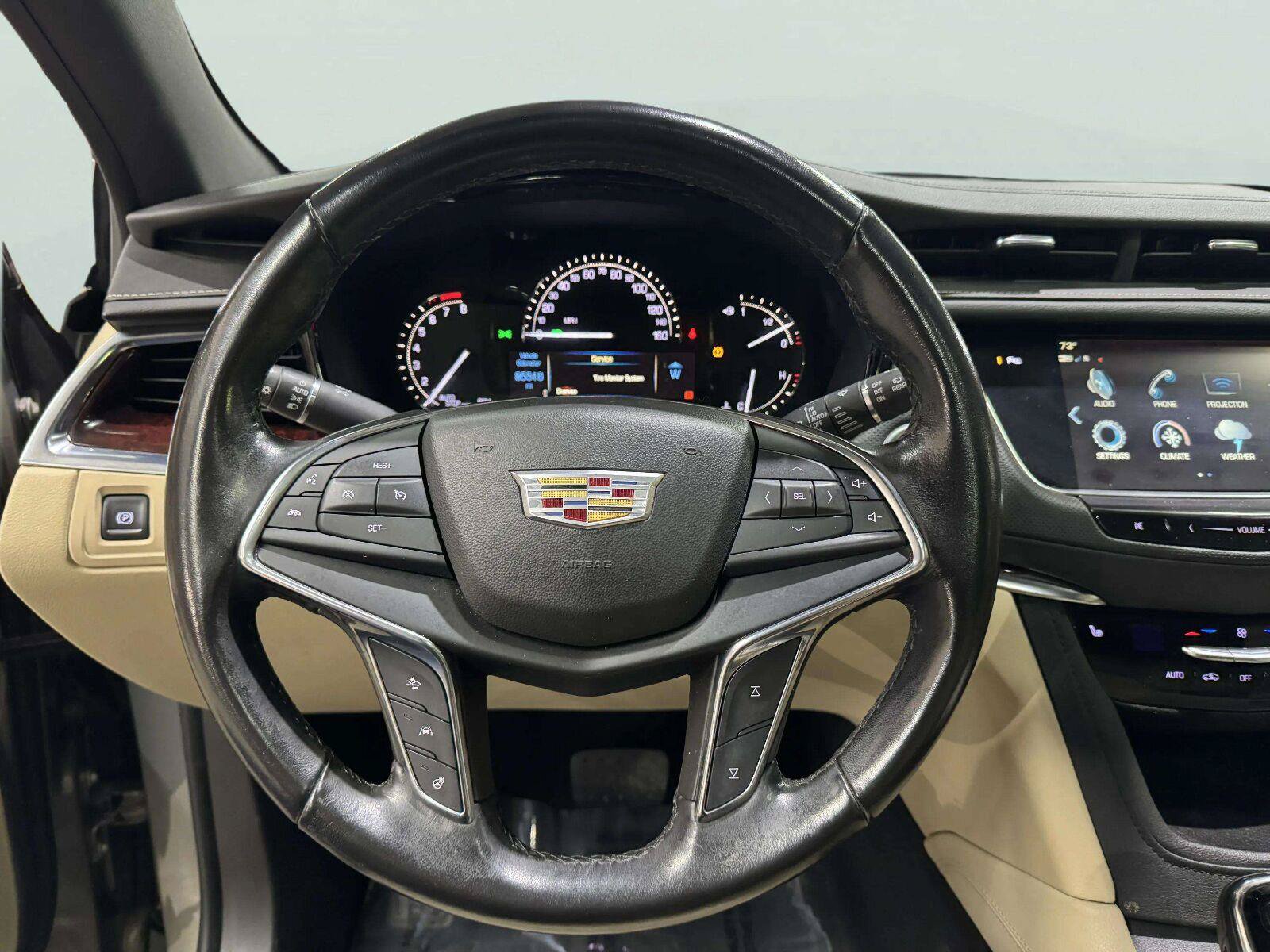 Used 2019 Cadillac XT5 Luxury AWD/4WD image 14