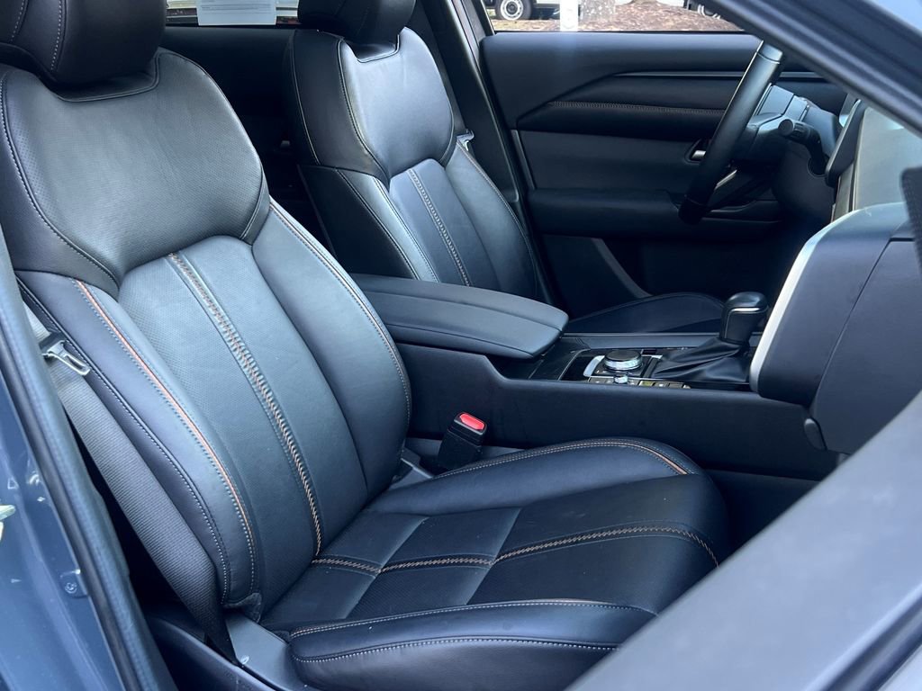 Used 2025 MAZDA CX-50 AWD 2.5 Hybrid w/ Premium Pkg image 11