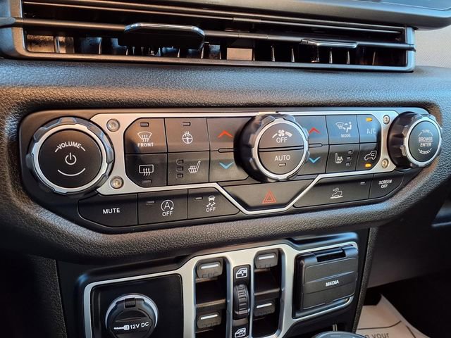 Used 2025 Jeep Wrangler Sport S image 66