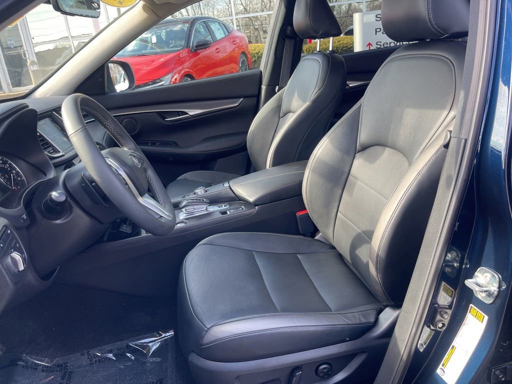 Used 2023 INFINITI QX50 Luxe image 10