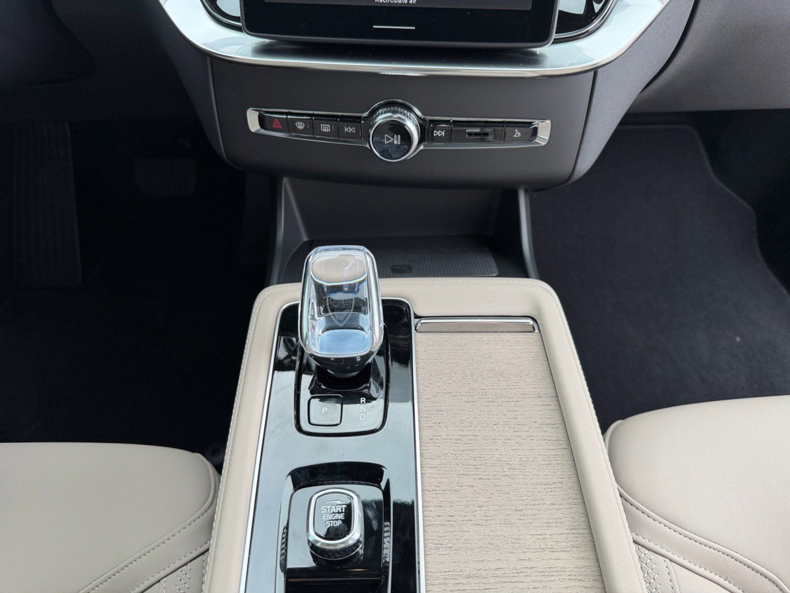 New 2026 Volvo XC90 B6 Plus AWD/4WD image 11