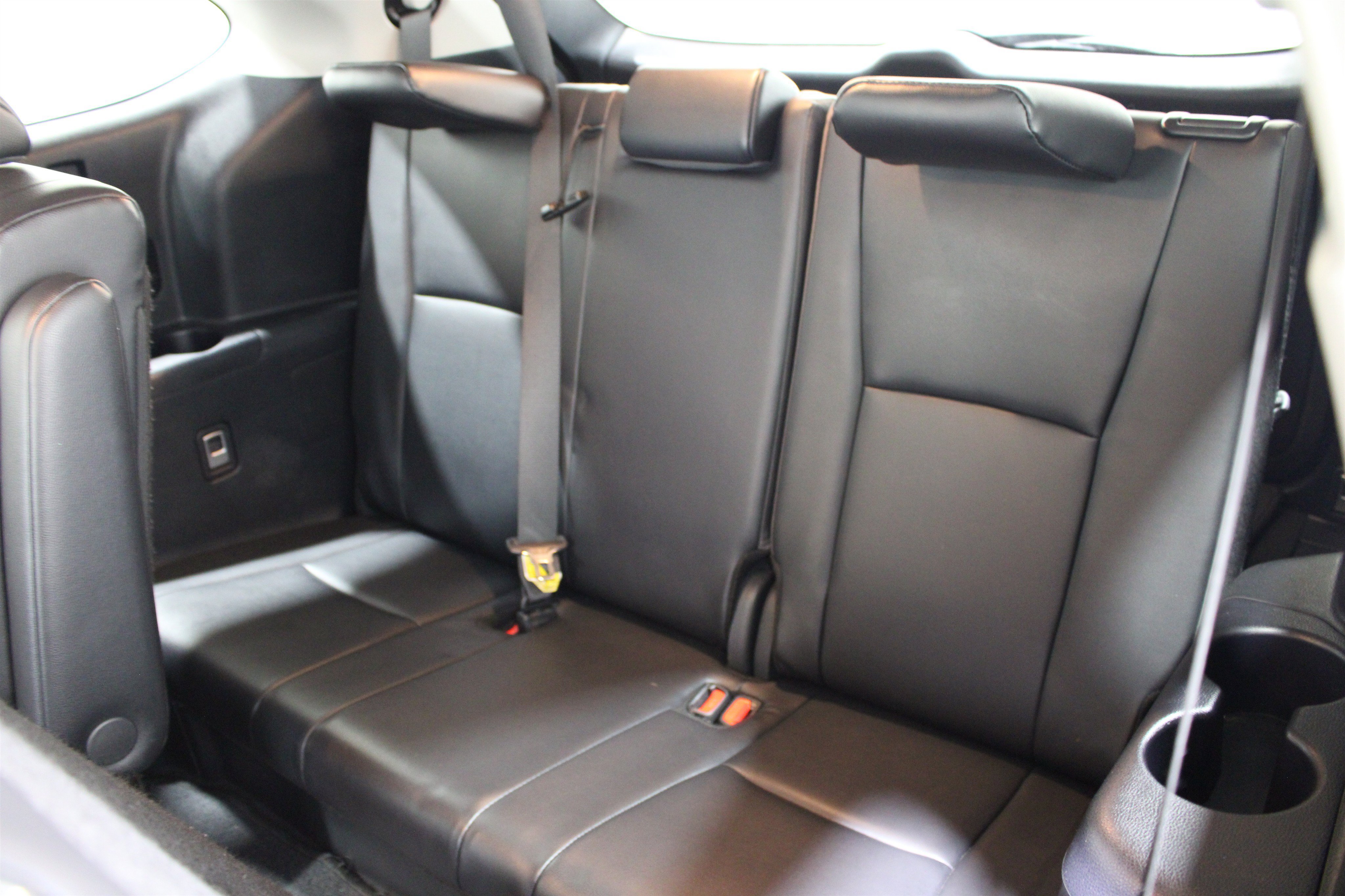 Used 2024 Toyota Highlander XLE AWD/4WD image 20