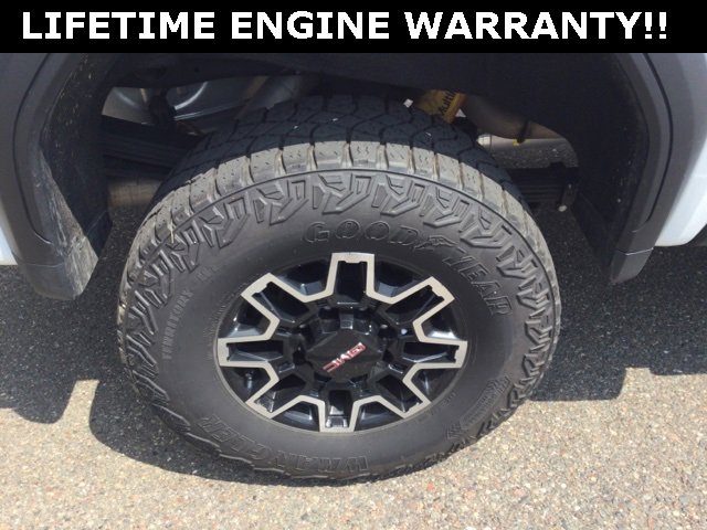 Certified 2024 GMC Sierra 2500 AT4X image 31
