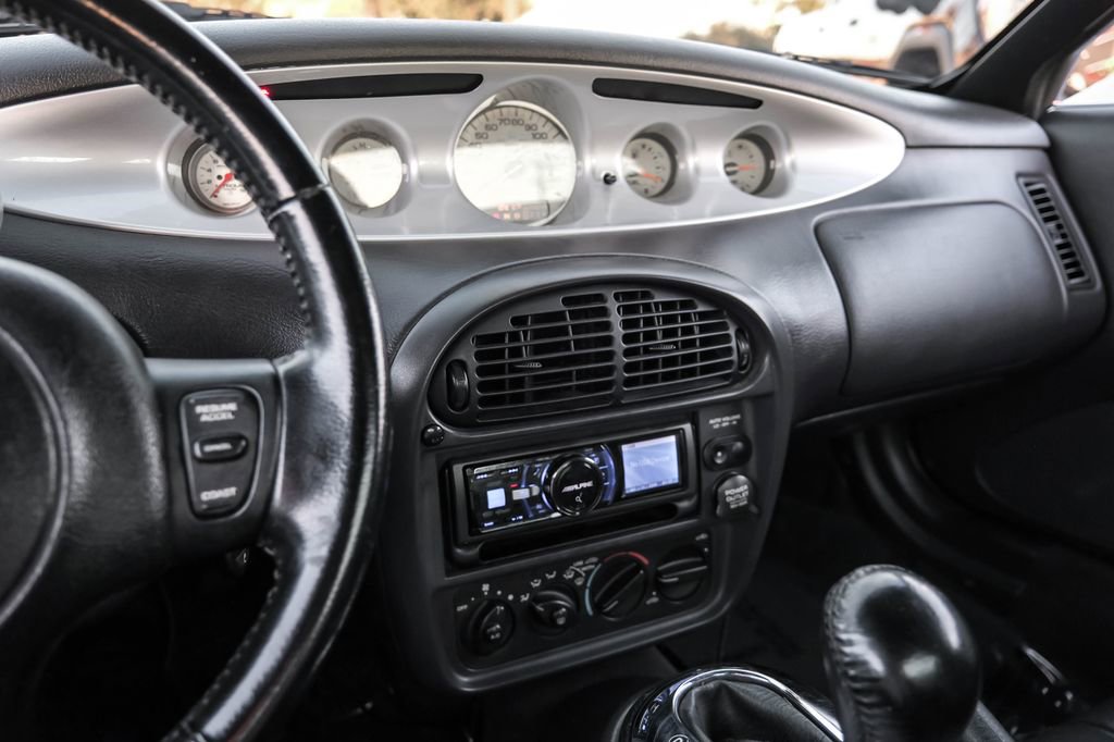 Used 2001 Chrysler Prowler image 19