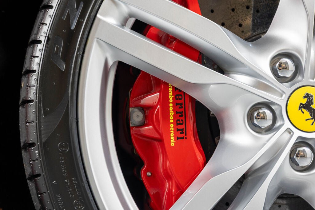 Certified 2020 Ferrari Portofino RWD image 31